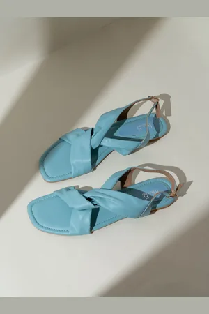 Inc 5 Women Open Toe Flats with Bows