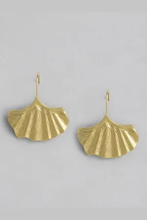 DressBerry Contemporary Drop Earrings