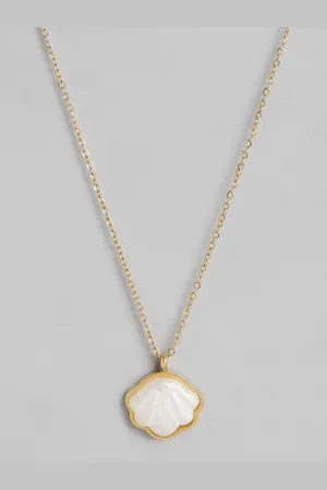 DressBerry Necklace
