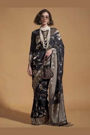 DIVASTRI Floral Woven Design Zari Pure Georgette Banarasi Saree