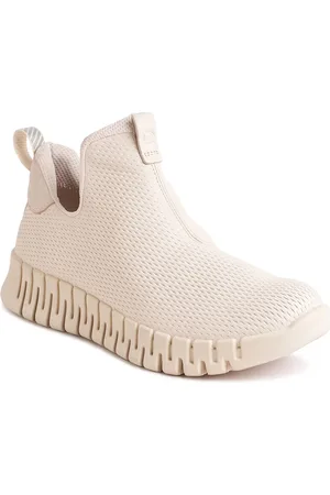 Ecco Women Gruuv Leather Slip-On Sneakers