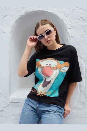 DressBerry Women Printed Drop-Shoulder Sleeves T-shirt