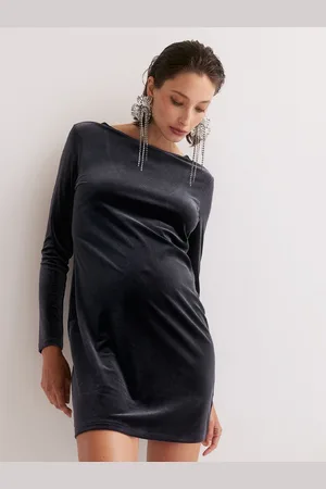 H&M Women MAMA Deep-back Velour Dress