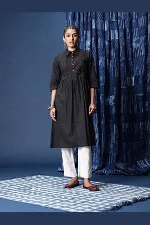 Taavi Woven Legacy Dobby A-Line Pure Cotton Kurta