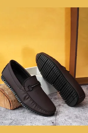 Provogue Men Textured Loafers