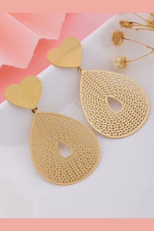 DressBerry Contemporary Hoop Earrings