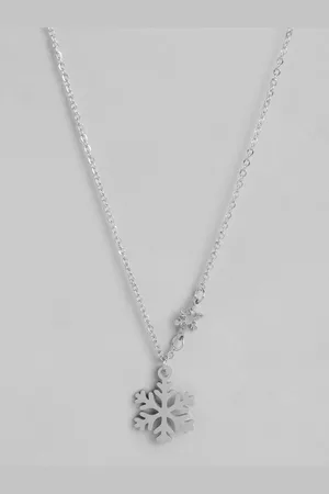 DressBerry Snowflake-Shaped Necklace