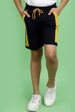 V-Mart Boys Mid-Rise Cotton Regular Shorts