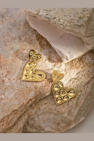 DressBerry Heart Shaped Drop Earrings