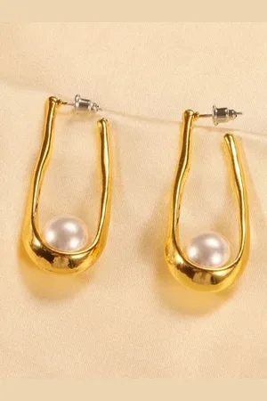DressBerry Circular Half Hoop Earrings