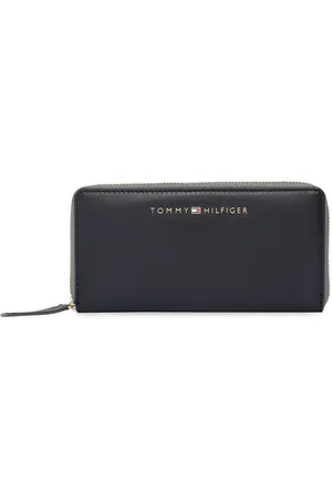 Tommy Hilfiger Women Leather Zip Around Wallet