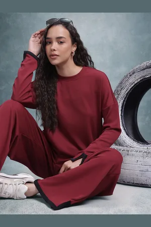 Roadster The Lifestyle Co. Solid T-shirt with Trouser Co-Ord Set