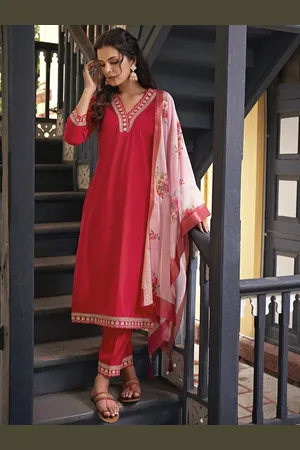 Colors  of Earth Women Embroidered Regular Kurta with Trousers & With Dupatta