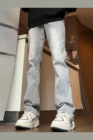 HERE&NOW Men Regular Fit Mid Rise Slash Knee Jeans