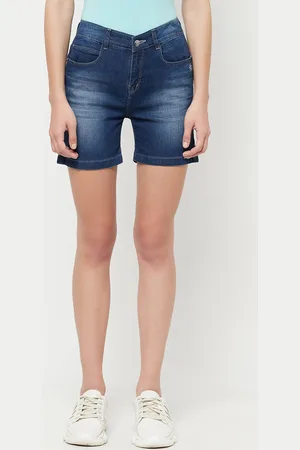 Crimsoune Club Women Blue Washed Slim Fit Denim Shorts