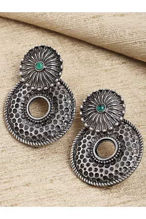 karatcart Women Silver-Plated Classic Drop Earrings