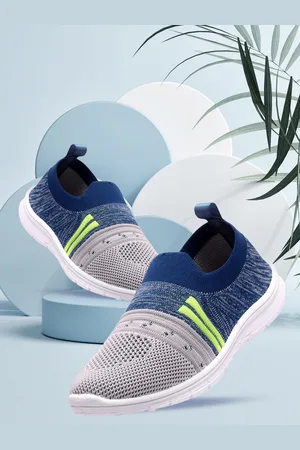 YK Girls Woven Design Slip-On Sneakers