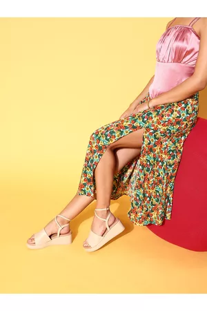 Berrylush Women Green & Red Floral High-Slit Midi A-Line Skirt