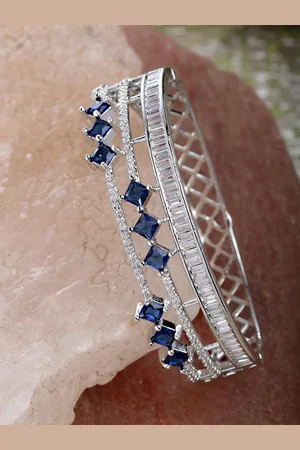 karatcart Silver-Plated Blue American-Diamond Studded Bangle