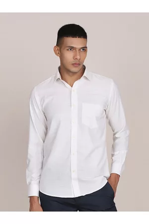Tahvo Men Off White Comfort Slim Fit Formal Shirt