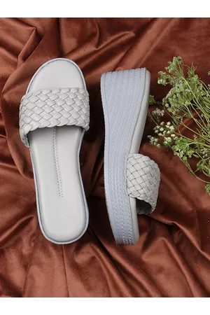 THE WHITE POLE Grey Wedge Mules