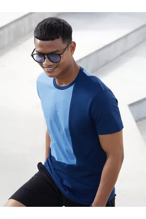 DaMENSCH Men Blue Premium Colourblock T-shirt