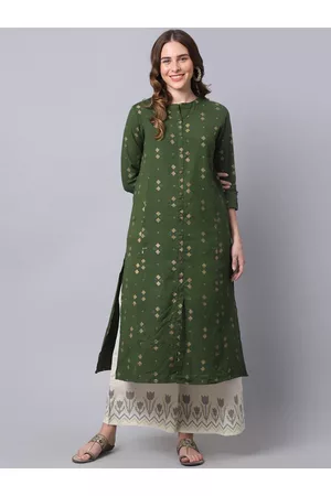 Pistaa Women Green Printed Kurta with Palazzos
