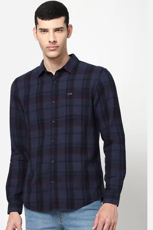Wrangler Men Navy Blue Checked Casual Shirt