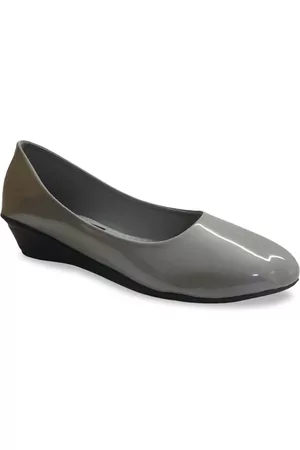 WOMENS BERRY Grey Colourblocked Wedge Pumps