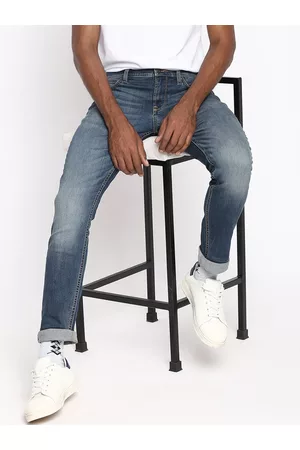 Lee Men Blue Rodeo Straight Fit Light Fade Stretchable Jeans