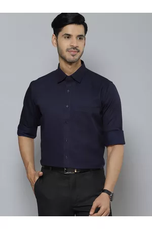DENNISON Men Navy Blue Solid Smart Cotton Formal Shirt