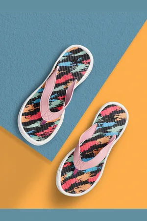 Kook N Keech Women Pink & Black Camouflage Printed Thong Flip-Flops
