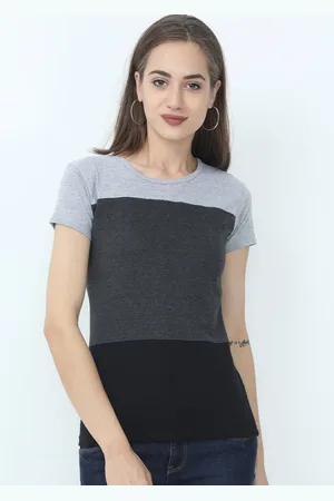 Fleximaa Women Grey & Black Colourblocked T-shirt