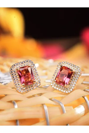 Saraf RS Jewellery Women Gold-Plated Red Square Studs Earrings