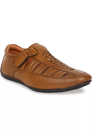 Bata Men Brown Shoe-Style Sandals