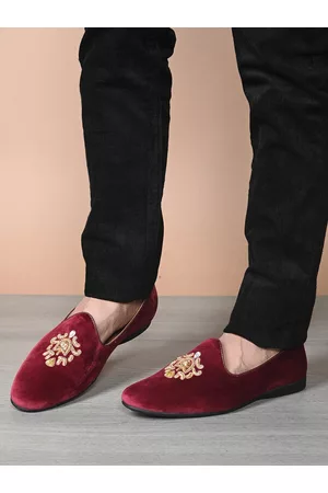 San Frissco Men Maroon Embellished Leather Casual Loafer