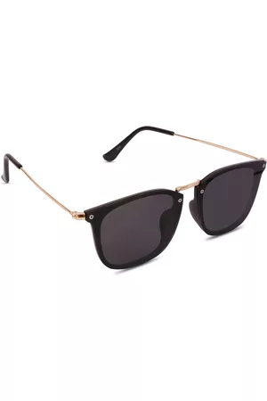 Sunnies Unisex Black Lens & Black Rectangle Sunglasses with Polarised and UV Protected Lens