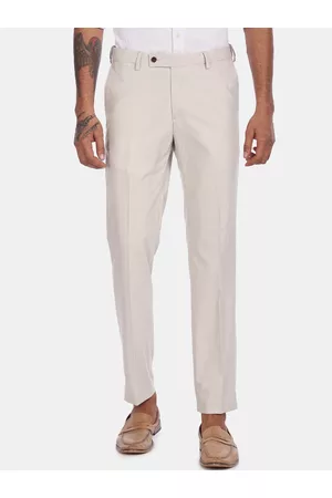 Buy Arrow Solid Classic Fit Auto Flex Twill Formal Trouser White at  Amazon.in