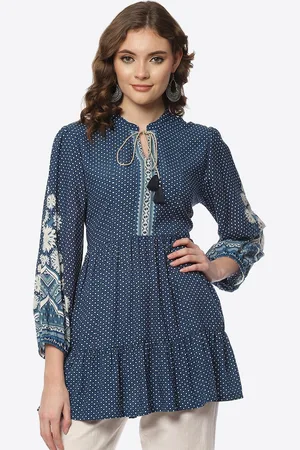 Rangriti Women Blue Print Tie-Up Neck Top