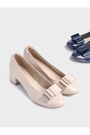 LEMON & PEPPER Beige Block Pumps with Bows