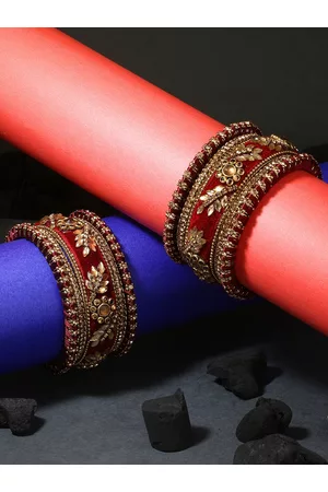 Adwitiya Collection Women Maroon & gold Set of 10 Velvet Silk Thread Chuda Bangle Set