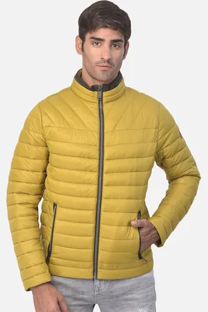 Woodland Men Mustard Striped Water Resistant Puffer Jacket