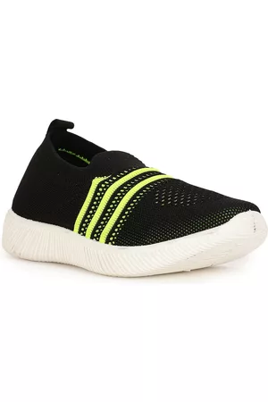 Bubblegummers Boys Black Woven Design Slip-On Sneakers
