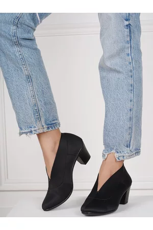 SHEZONE Women Black Block Pointed Toe Pumps