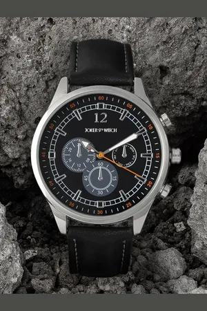 Joker & Witch Men Black Embellished Dial & Leather Bracelet Style Straps Analogue Watch AMWW466
