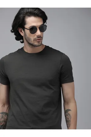 Roadster Men Charcoal Grey Solid T-shirt