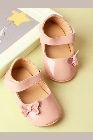 KICKS & CRAWL Girls Peach-Coloured Leather Slip-On Sneakers