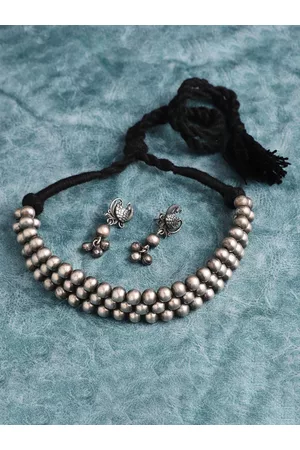Veni Women Silver-Plated Oxidised Beads Chocker Necklace & Earrings Set