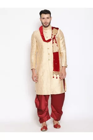 Bazaar Men Dupattas - Men Maroon & Gold-Toned Ethnic Motifs Embroidered Velvet Dupatta with Zardozi