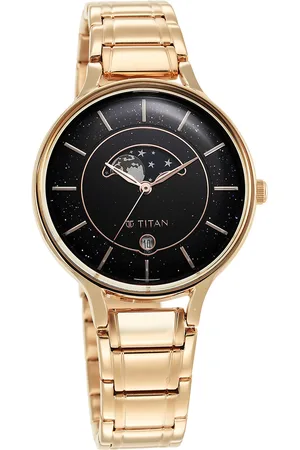 Titan Women Dial & Stainless Steel Bracelet Style Straps Analogue Watch 2674WM01
